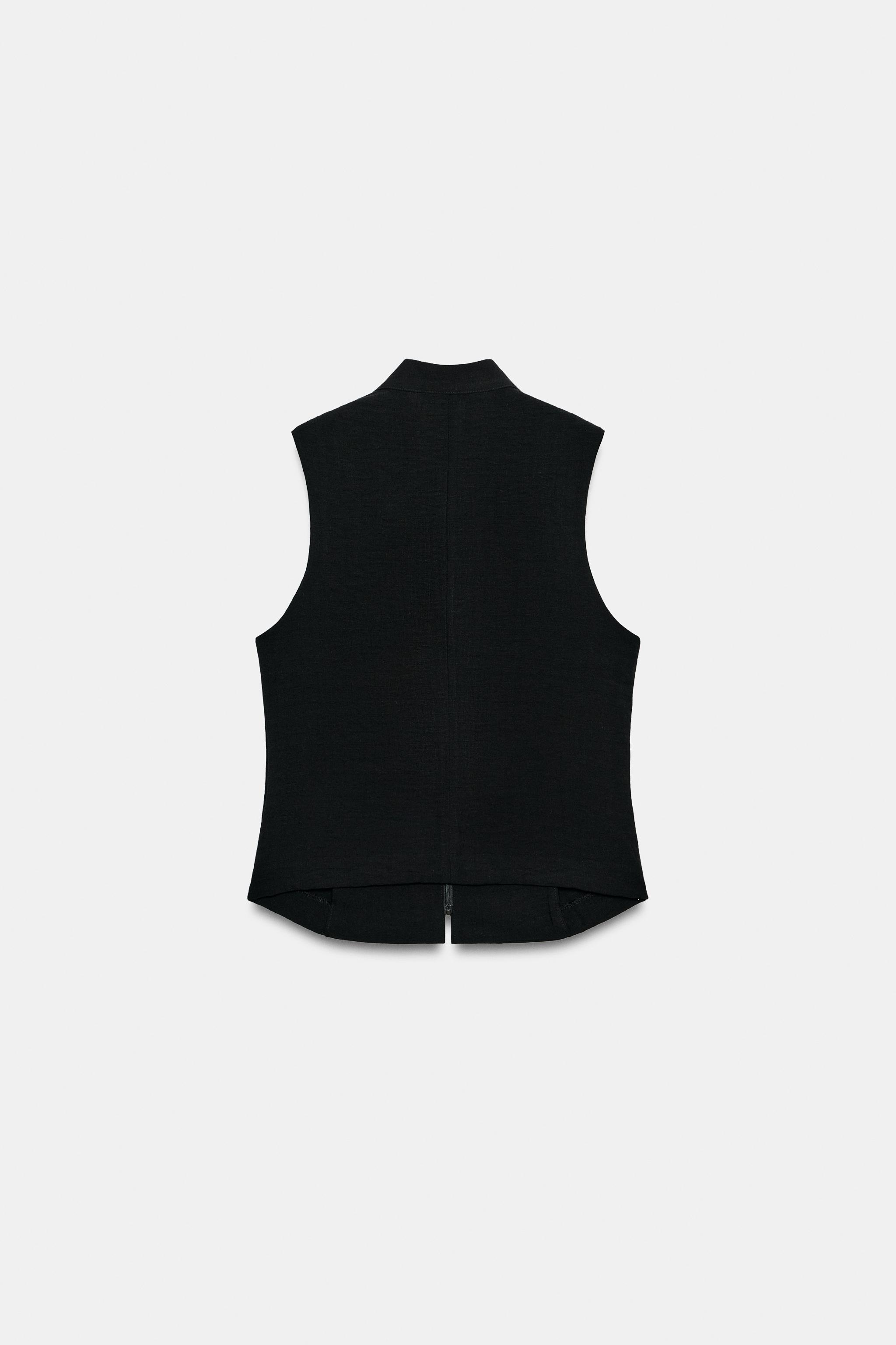 SLEEVELESS BUTTON SHIRT